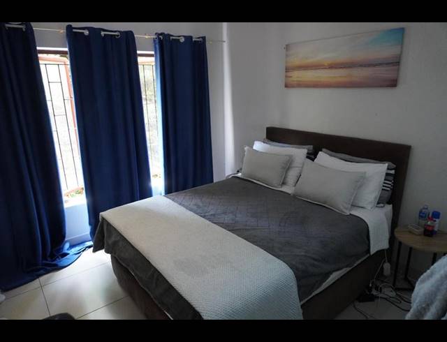 2 BEDROOM APARTMENT FOR SALE IN SUNNINGHILL